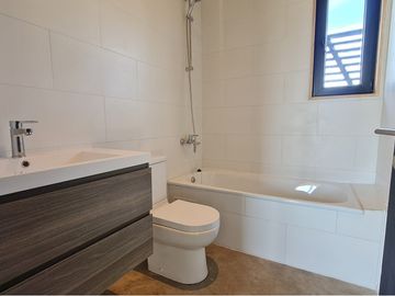 Moderna casa en condominio La Reserva Frutillar