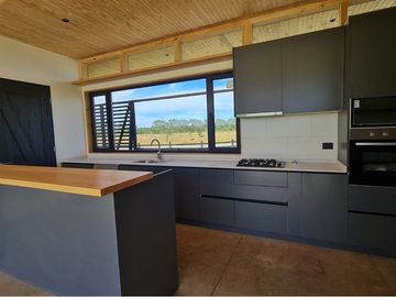 Moderna casa en condominio La Reserva Frutillar