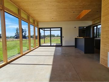 Moderna casa en condominio La Reserva Frutillar