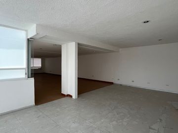 Casa en Venta en San José Vista Hermosa Puebla Ideal para Oficinas.