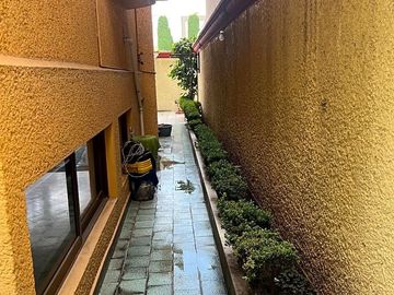 RESIDENCIA EN VENTA FRACCIONAMIENTO TORRES LINDAVISTA