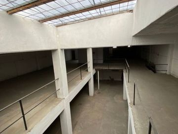 BODEGA EN VENTA A 5 MINUTOS DE PLAZA FORUM TLAQUEPAQUE
