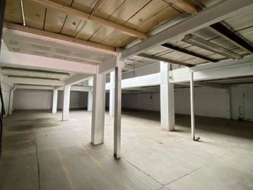 BODEGA EN VENTA A 5 MINUTOS DE PLAZA FORUM TLAQUEPAQUE