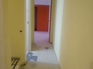 CASA EN VENTA EN LOS HEROES IXTAPALUCA DE DOS NIVELES