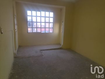 CASA EN VENTA EN LOS HEROES IXTAPALUCA DE DOS NIVELES