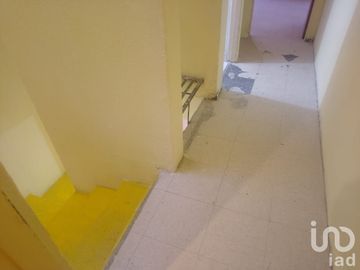 CASA EN VENTA EN LOS HEROES IXTAPALUCA DE DOS NIVELES