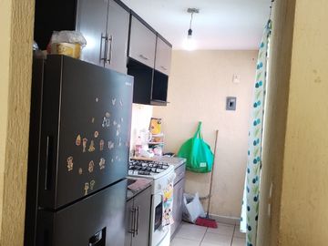 CASA CON ALBERCA, FRACC LA MORENA, YAUTEPEC MORELOS