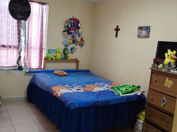 CASA CON ALBERCA, FRACC LA MORENA, YAUTEPEC MORELOS