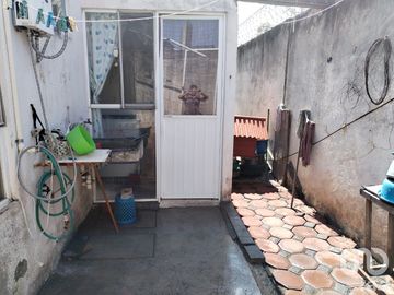CASA CON ALBERCA, FRACC LA MORENA, YAUTEPEC MORELOS