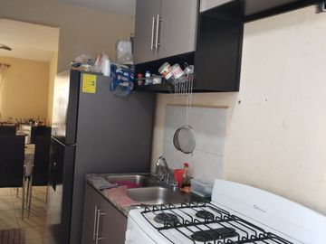 CASA CON ALBERCA, FRACC LA MORENA, YAUTEPEC MORELOS