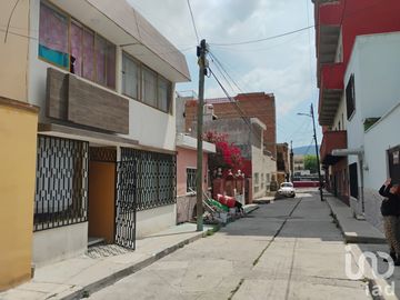 Casa con departamento y amplio terreno en el centro de Pachuca