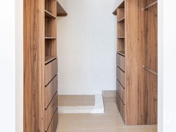 Tu hogar ideal en Xalapa: Casa fresca, segura y tranquila en venta – $2.5 MDP, acepta créditos