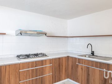 Tu hogar ideal en Xalapa: Casa fresca, segura y tranquila en venta – $2.5 MDP, acepta créditos