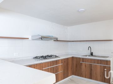 Tu hogar ideal en Xalapa: Casa fresca, segura y tranquila en venta – $2.5 MDP, acepta créditos