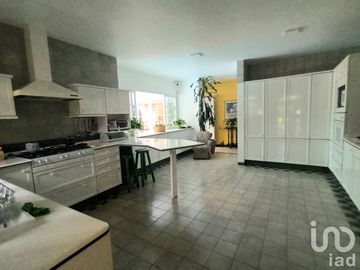 RESIDENCIA PROPIA PARA RESTAURANTE, SPA O CASA HABITACIÓN EN TETELA DEL MONTE