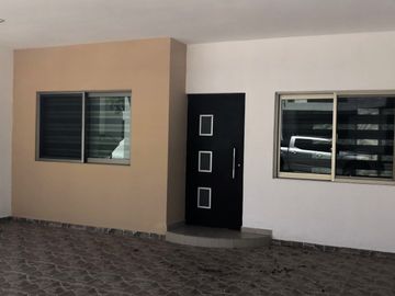 Casa en venta en Bonaterra Habitad Residencial, coto Bonaria.