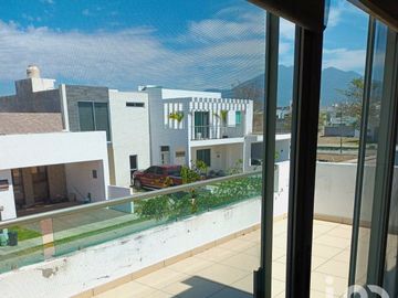 Casa en venta en Bonaterra Habitad Residencial, coto Bonaria.