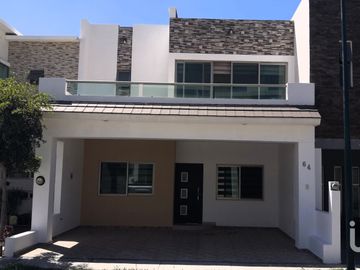 Casa en venta en Bonaterra Habitad Residencial, coto Bonaria.