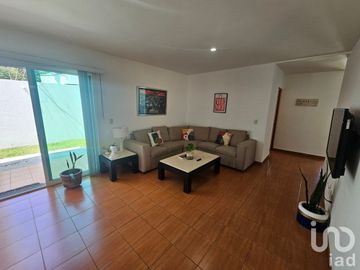 Casa en Venta en Arroyo las Cuevas, La Cañada Juriquilla, Queretaro, Queretaro, C.P. 76230