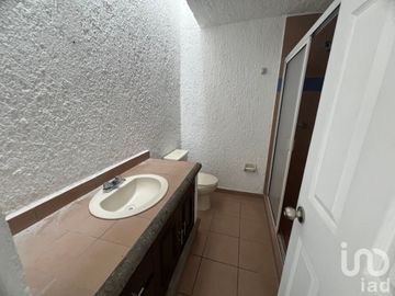 Casa en venta en Ejido Modelo Querétaro Fraccionamiento Villa Jardín