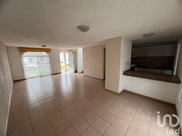 Casa en venta en Ejido Modelo Querétaro Fraccionamiento Villa Jardín