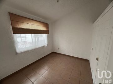 Casa en venta en Ejido Modelo Querétaro Fraccionamiento Villa Jardín