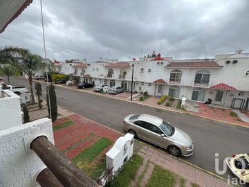 Casa en venta en Ejido Modelo Querétaro Fraccionamiento Villa Jardín