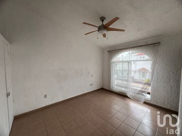 Casa en venta en Ejido Modelo Querétaro Fraccionamiento Villa Jardín