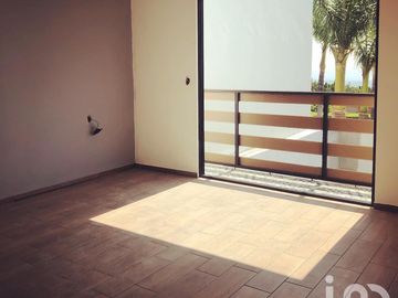 LOMAS DE CORTÉS EN CUERNAVACA, CON SEGURIDAD DENTRO DE UN FRACCIONAMIENTO (ESTRENA TU CASA)