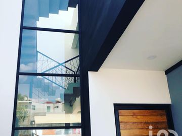 LOMAS DE CORTÉS EN CUERNAVACA, CON SEGURIDAD DENTRO DE UN FRACCIONAMIENTO (ESTRENA TU CASA)