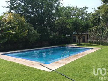 Departamento en venta, fácil acceso a autopista en Temixco