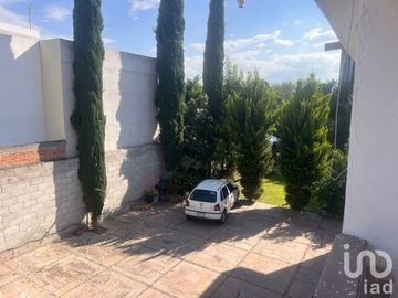 Venta de Casa Colonial en San Juan del Río Qro. Col. Granjas Banthí