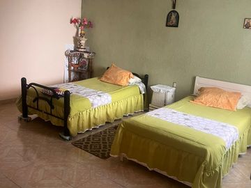 Venta de Casa Colonial en San Juan del Río Qro. Col. Granjas Banthí