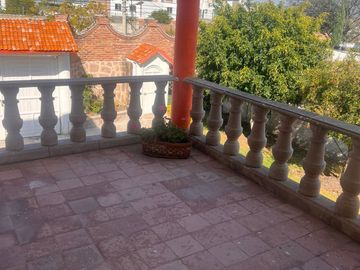 Venta de Casa Colonial en San Juan del Río Qro. Col. Granjas Banthí