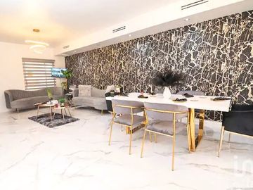 Casa en Venta Altaria Residencial  Sección Aura