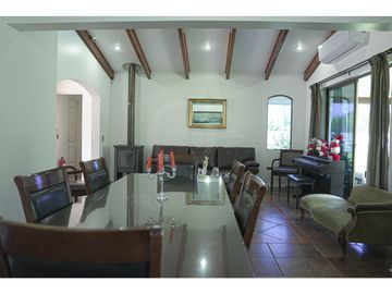 Casa en Venta Amoblada, Condominio San Carlos de la Esmeralda, Las Rastras, Talca.
