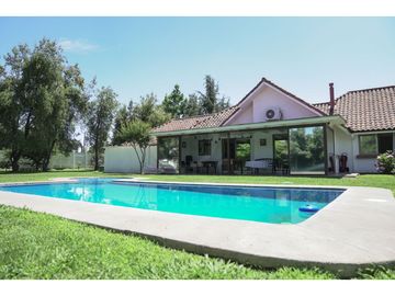 Casa en Venta Amoblada, Condominio San Carlos de la Esmeralda, Las Rastras, Talca.