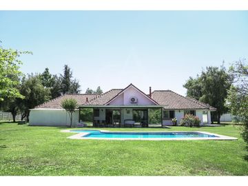 Casa en Venta Amoblada, Condominio San Carlos de la Esmeralda, Las Rastras, Talca.