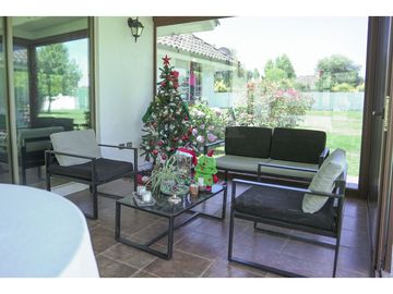 Casa en Venta Amoblada, Condominio San Carlos de la Esmeralda, Las Rastras, Talca.