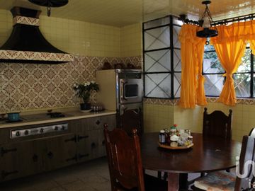 HERMOSA RESIDENCIA EN ZUMPANGO, ESTADO DE MEXICO