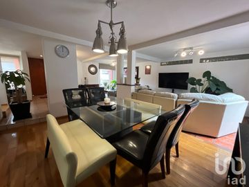 CASA EN VENTA DENTRO DE FRACCIONAMIENTO EN CUAJIMALPA DE MORELOS