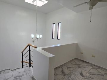 CASA DE 3 RECAMARAS EN VENTA, CANTO DE VERONA, CD JUAREZ