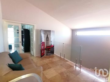 Casa en Venta + Departamento. Fracc. Los Pinos, Mexicali. +600 mts de terreno, 5 recámaras.