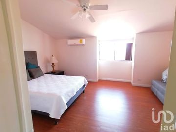 Casa en Venta + Departamento. Fracc. Los Pinos, Mexicali. +600 mts de terreno, 5 recámaras.
