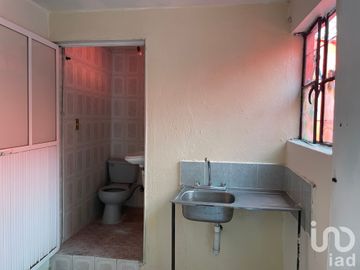 VENTA DE CASA EN CHURUBUSCO (7 DEPARTAMENTOS)