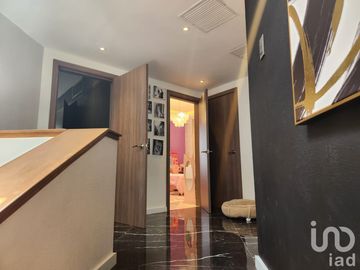 RESIDENCIA EN VENTA DE 5 RECAMARAS Y ALBERCA, BAUDELIO PELAYO, CD JUAREZ, CHIH