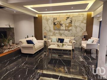 RESIDENCIA EN VENTA DE 5 RECAMARAS Y ALBERCA, BAUDELIO PELAYO, CD JUAREZ, CHIH