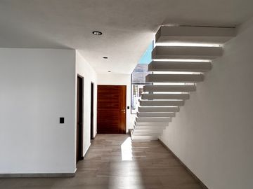 CASA EN VENTA EN PRESERVE JURIQUILLA $4.19 MDP