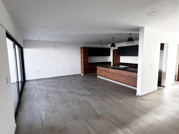 CASA EN VENTA EN PRESERVE JURIQUILLA $4.09 MDP