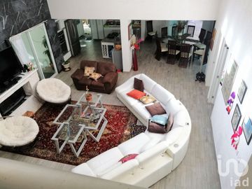 CASA Campestre en Venta, en Club ecológico Rio Belo, a 17 km de Morelia, Michoacán.